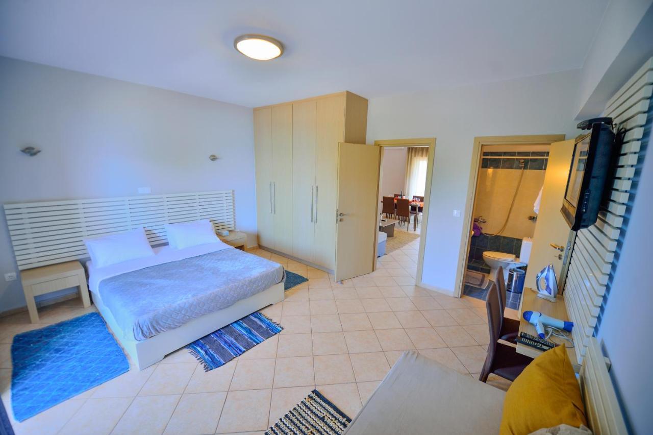 Appartement Sea Breeze à Kíssamos Extérieur photo